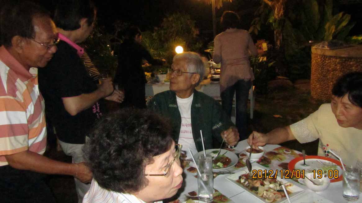 Night_party 18.jpg 78.7K